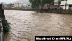 په سوات کې تر بارانه وروسته په سیند کې سېلاب راغلی دی - انځور له ارشیفه. 