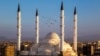 مسجد مکی زاهدان، محل برگزاری نمازجمعه‌های انتقادی مولوی عبدالحمید