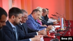 Milorad Dodik sa vrhom stranke u Banjoj Luci, 4. 8. 2025.