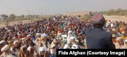 د جانيخېلو خلکو تر دې وړاندې هم څو څو وارې د مظاهرو او پرلتونو له لارې له حکومته د امنیت د ټینګولو غوښتنه کړېده.