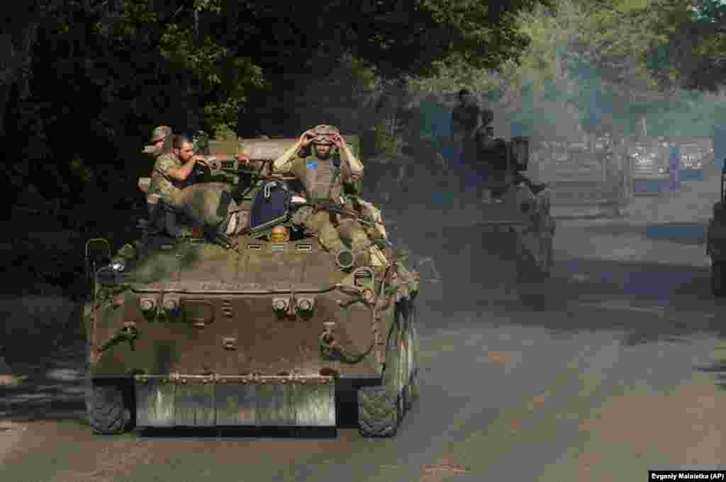 A convoy of Ukrainian armored vehicles on the outskirts of Maryinka in June 2015. 