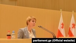 ნინო ლომჯარია