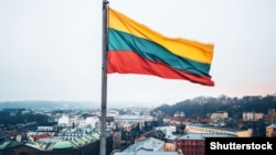 Прем’єр-міністерка Литви Інга Ругінене після засідання Комісії національної безпеки заявила, що уряд готовий до радикальних дій у разі повторення подібних інцидентів