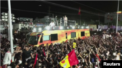 Dozens killed in political rally stampede in India