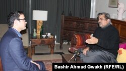جمال شاه د سولې پر لور خپرونې لپاره د مرکې په حال کې