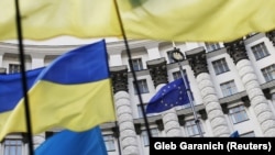 Саміт лідерів ЄС стартує в четвер о 10:00, спочатку до нього долучиться Зеленський, згодом обговорення України продовжаться уже в колі лідерів – без участі Зеленського
