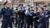 Задержания на пешеходной улице Панфилова в Алматы. 22 марта 2019 года.